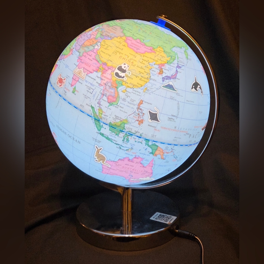 9 inch AR Nightlight Globe As Shown